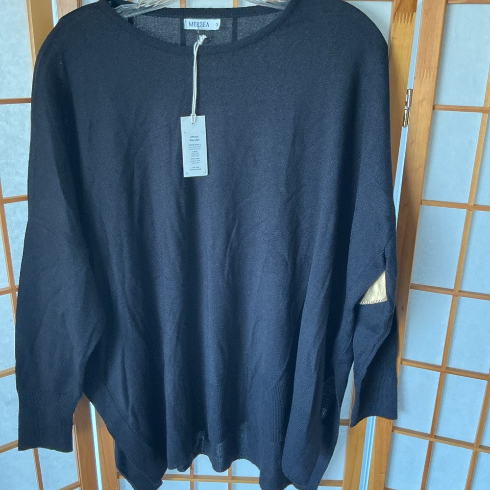 NWT MERSEA ARMOR BLACK SWEATER WITH HEARTS